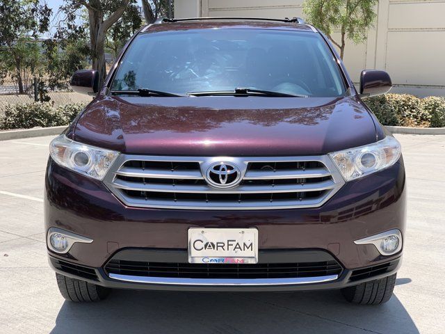 2013 Toyota Highlander SE