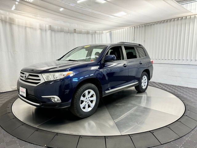 2013 Toyota Highlander Base