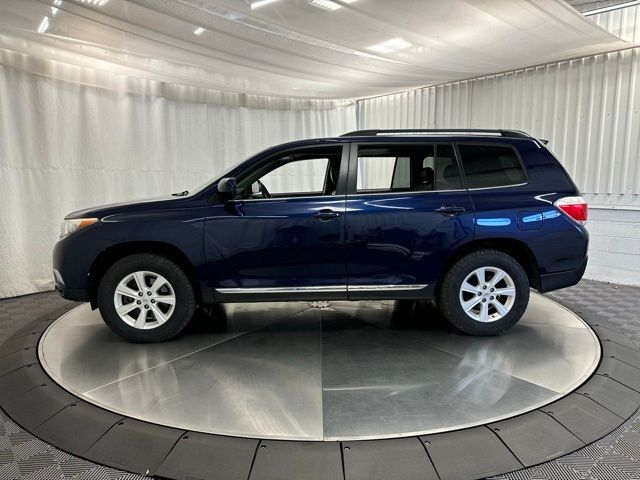 2013 Toyota Highlander Base