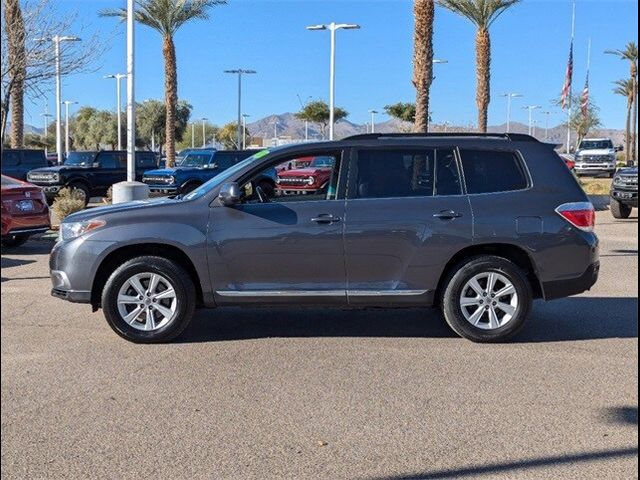 2013 Toyota Highlander SE