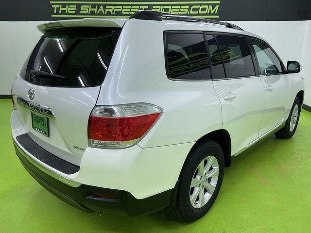 2013 Toyota Highlander SE