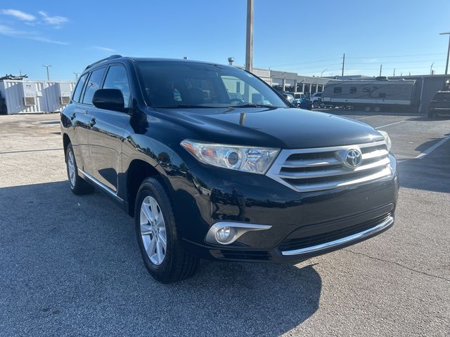 2013 Toyota Highlander SE