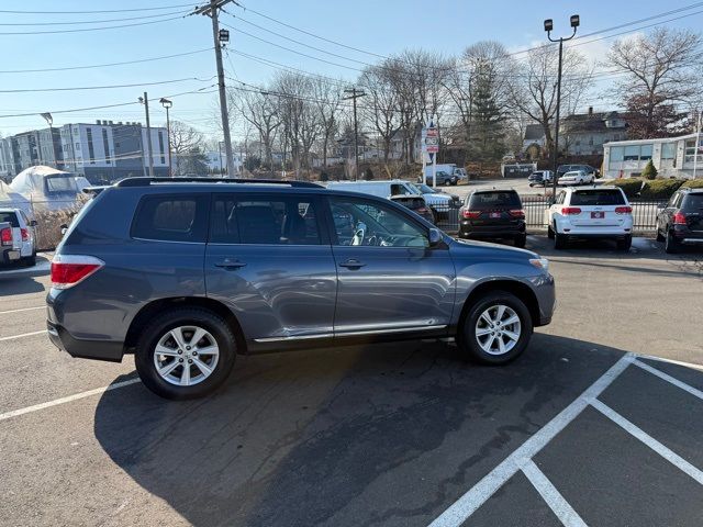 2013 Toyota Highlander Base