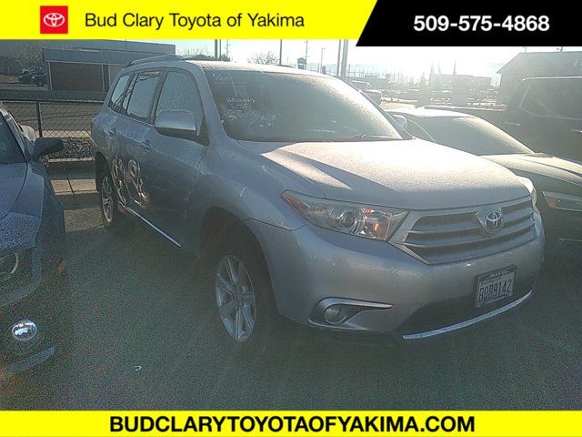 2013 Toyota Highlander Base