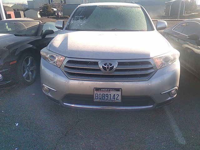 2013 Toyota Highlander Base