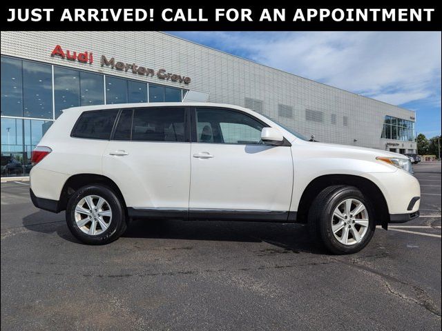 2013 Toyota Highlander Base