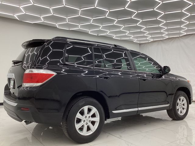 2013 Toyota Highlander Base