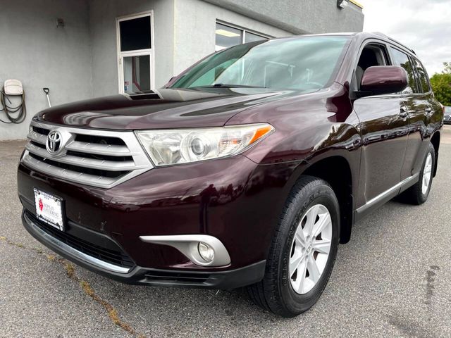 2013 Toyota Highlander Base