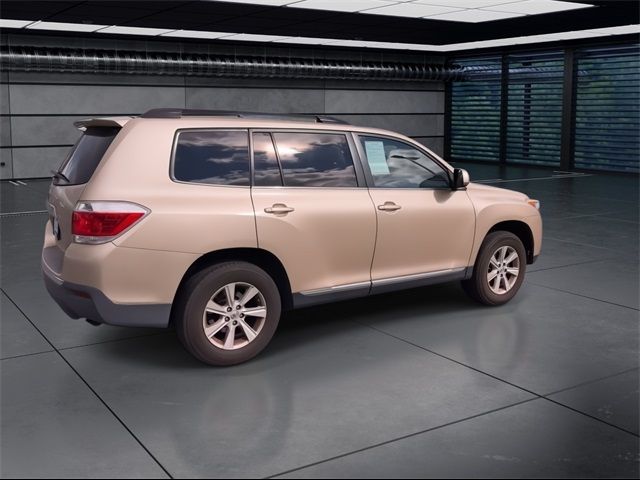 2013 Toyota Highlander SE