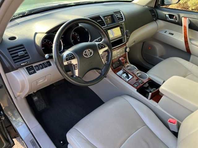 2013 Toyota Highlander Limited