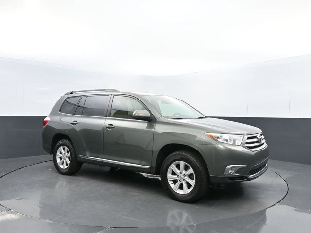 2013 Toyota Highlander SE