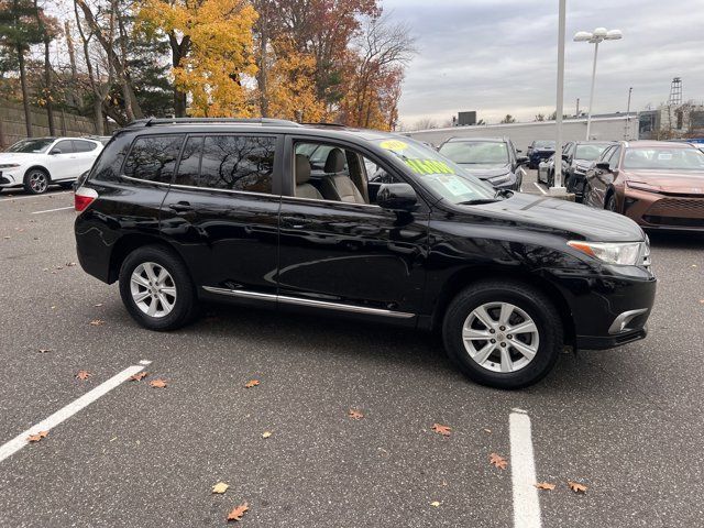 2013 Toyota Highlander SE