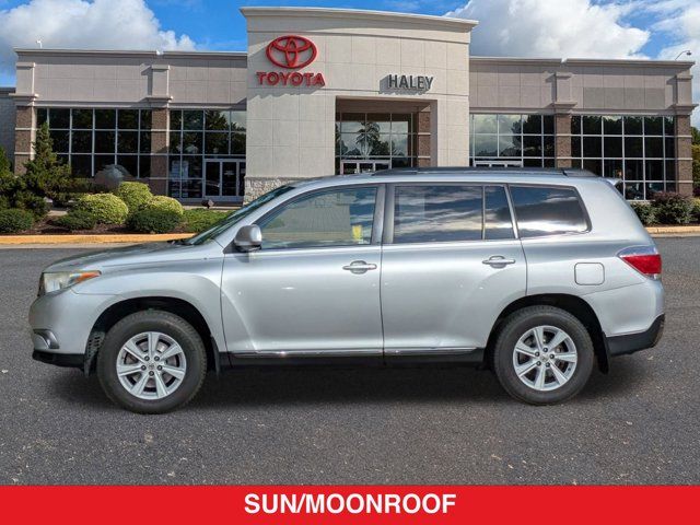 2013 Toyota Highlander SE