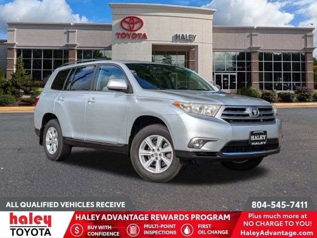 2013 Toyota Highlander SE