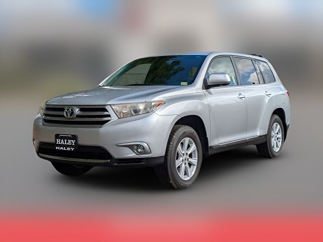 2013 Toyota Highlander SE