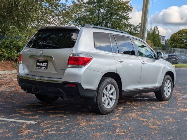 2013 Toyota Highlander SE