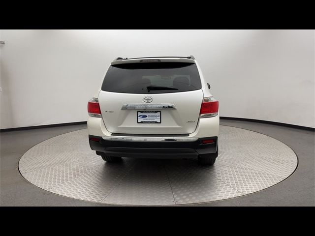 2013 Toyota Highlander SE