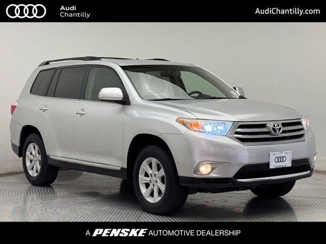 2013 Toyota Highlander SE