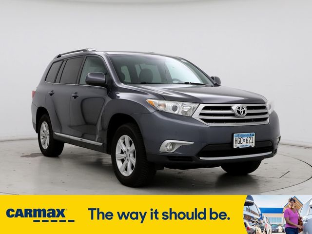 2013 Toyota Highlander SE