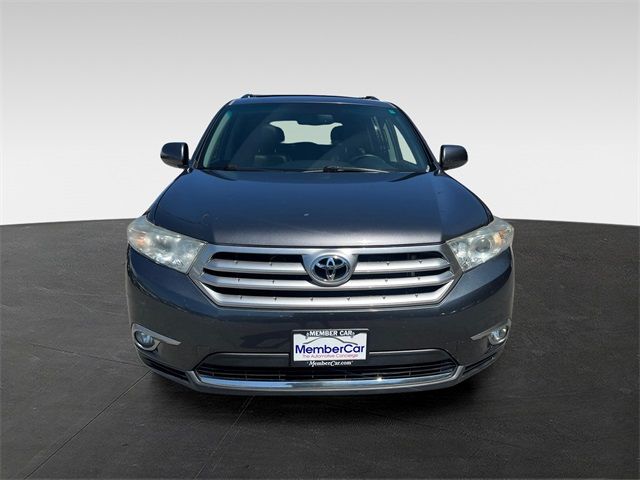 2013 Toyota Highlander SE