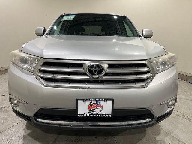 2013 Toyota Highlander SE