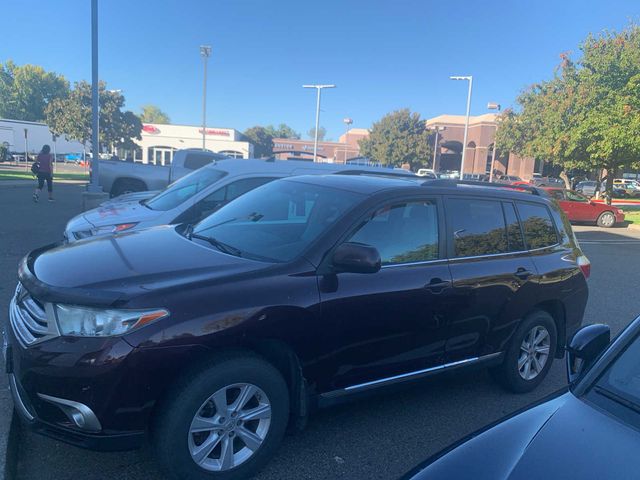 2013 Toyota Highlander SE