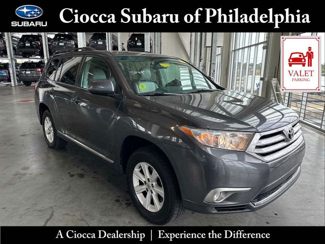 2013 Toyota Highlander SE