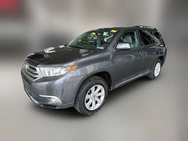 2013 Toyota Highlander SE