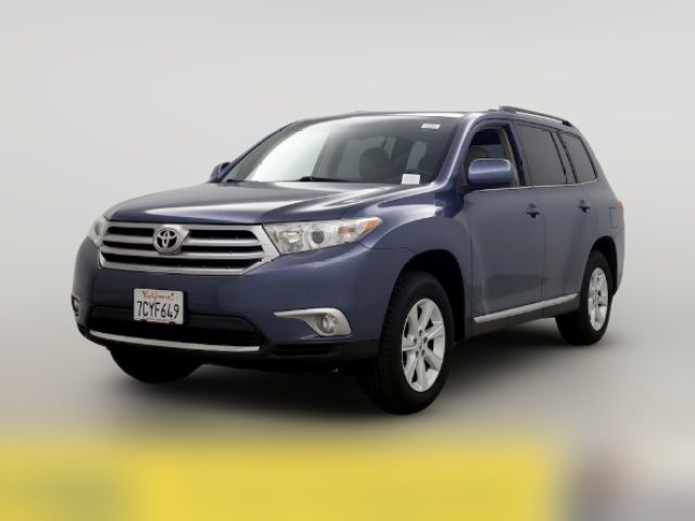 2013 Toyota Highlander SE