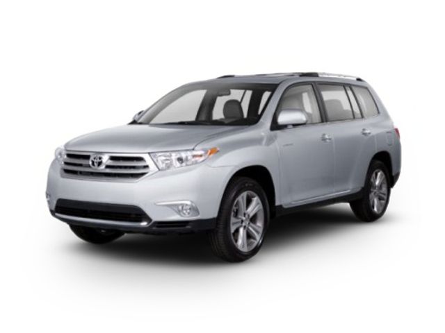 2013 Toyota Highlander SE