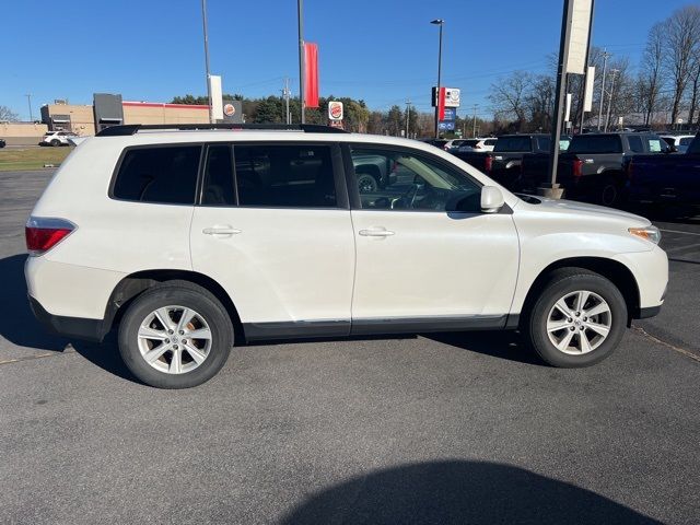 2013 Toyota Highlander SE