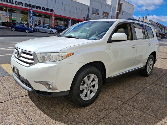 2013 Toyota Highlander SE