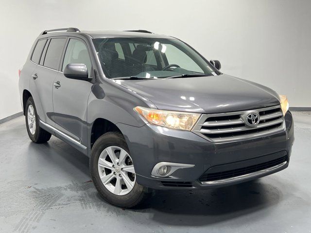 2013 Toyota Highlander SE