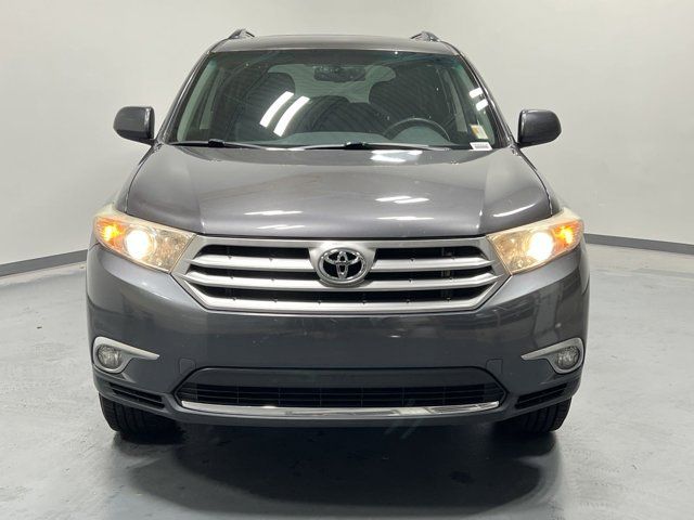 2013 Toyota Highlander SE