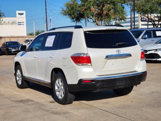 2013 Toyota Highlander SE