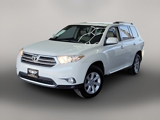 2013 Toyota Highlander SE