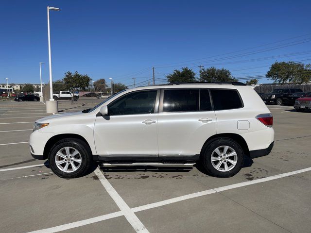 2013 Toyota Highlander SE