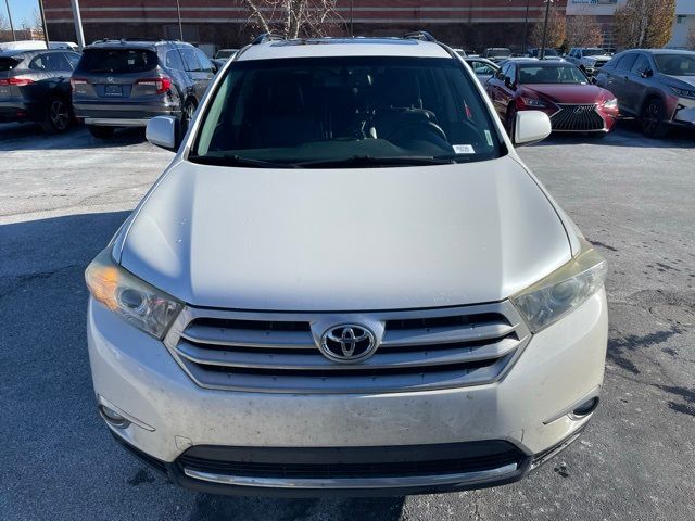 2013 Toyota Highlander SE