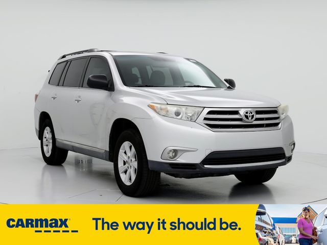 2013 Toyota Highlander SE