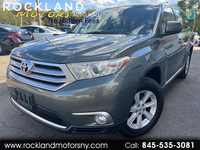 2013 Toyota Highlander SE