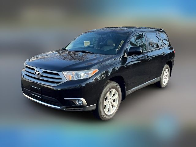 2013 Toyota Highlander SE