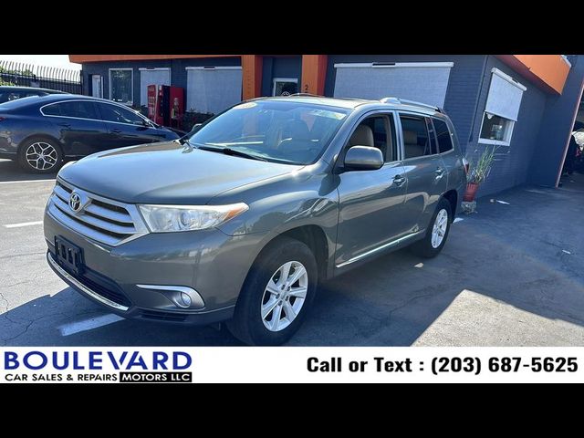 2013 Toyota Highlander SE