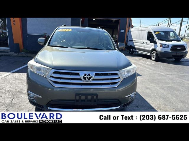 2013 Toyota Highlander SE