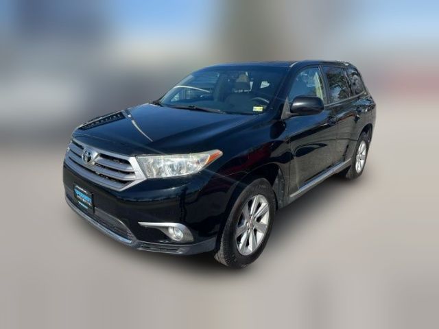 2013 Toyota Highlander SE