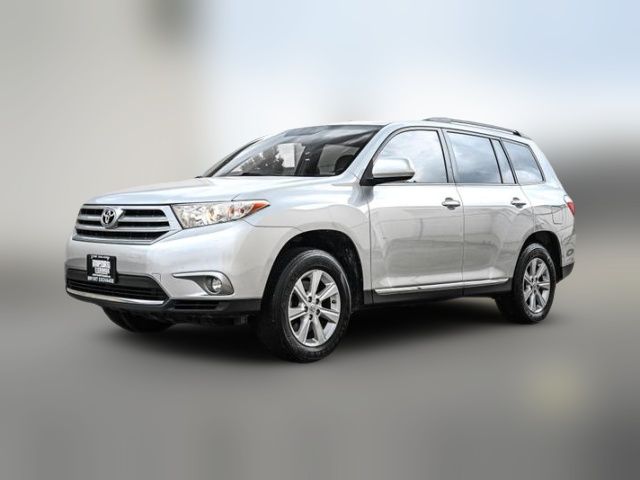 2013 Toyota Highlander SE