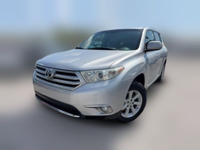 2013 Toyota Highlander SE