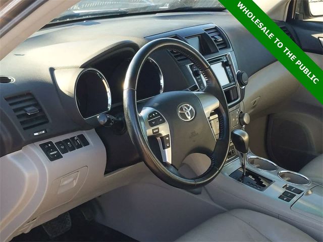 2013 Toyota Highlander Hybrid Base