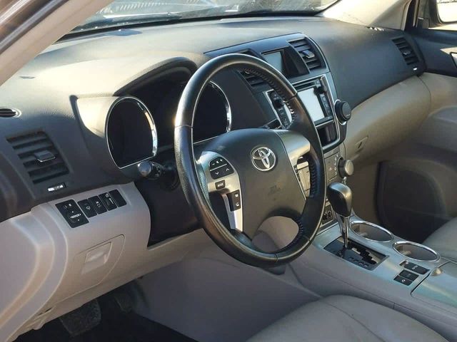 2013 Toyota Highlander Hybrid Base