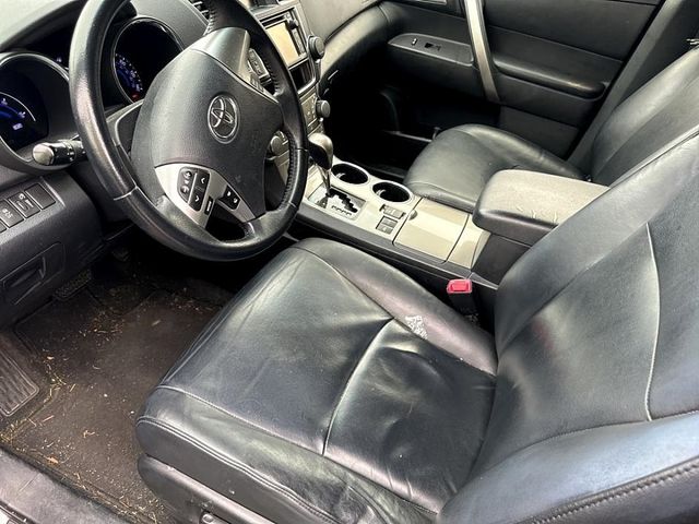 2013 Toyota Highlander Hybrid Base