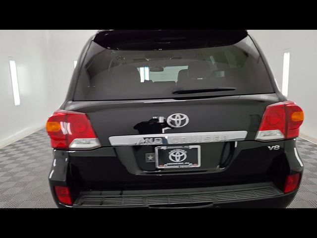 2013 Toyota Land Cruiser Base